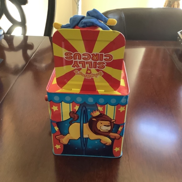 Jack in the box Schylling’s silly circus - Picture 3 of 5